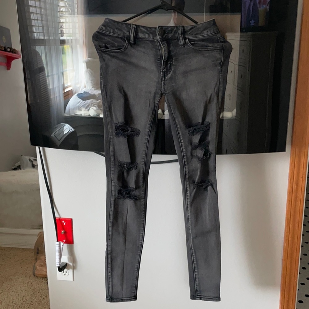 American Eagle size 4 super stretch gray/black